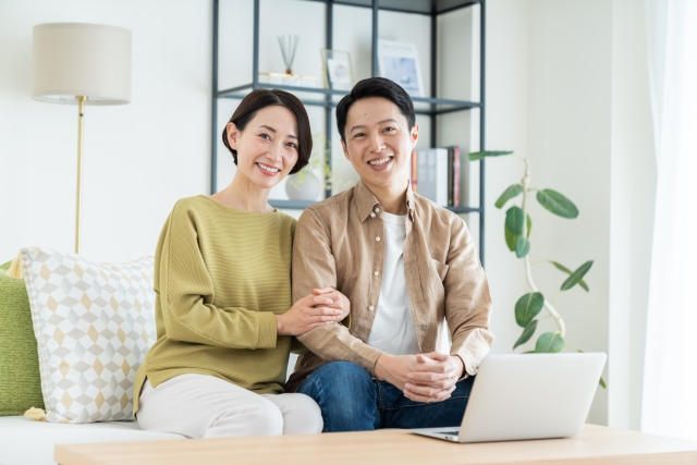 40代笑顔の夫婦